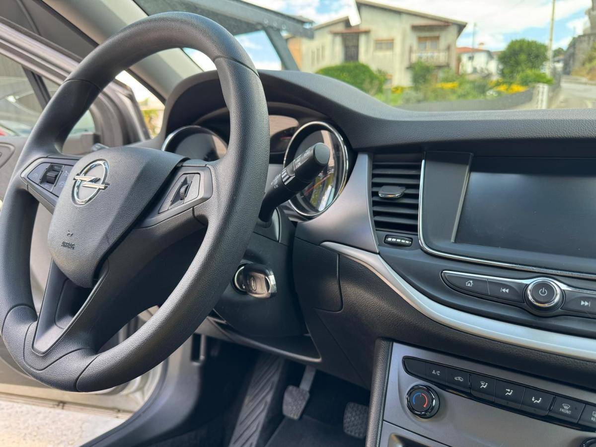 opel-astra-2020-gasolina-1199cc