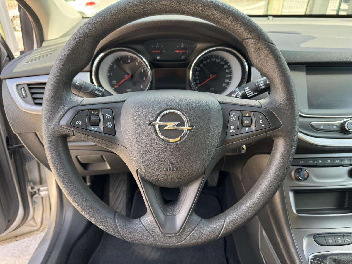 opel-astra-2020-gasolina-1199cc