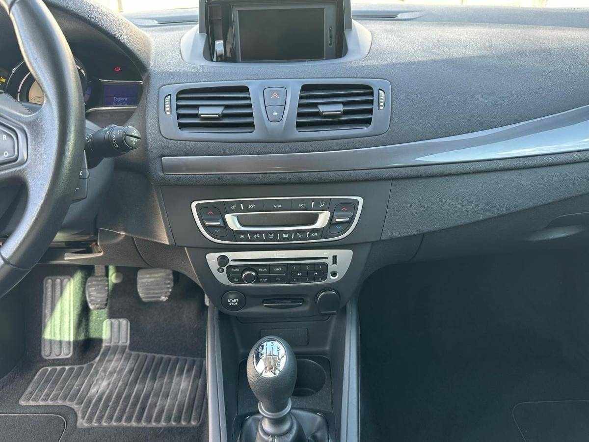 renault-megane-break-2015-diesel-1500cc