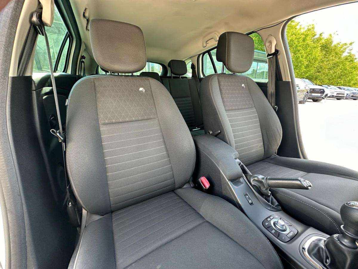 renault-megane-break-2015-diesel-1500cc