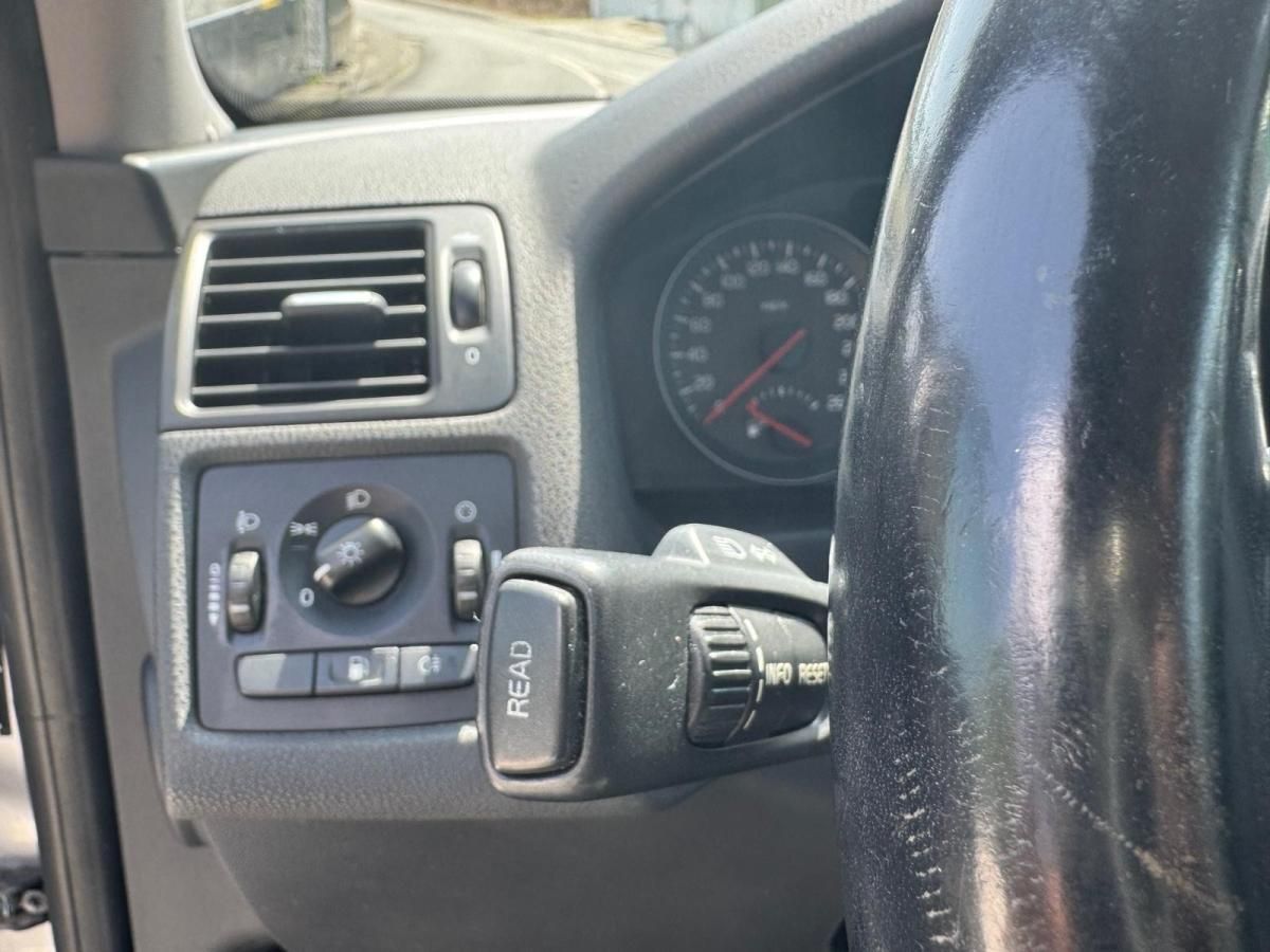 volvo-c30-2010-diesel-1560cc