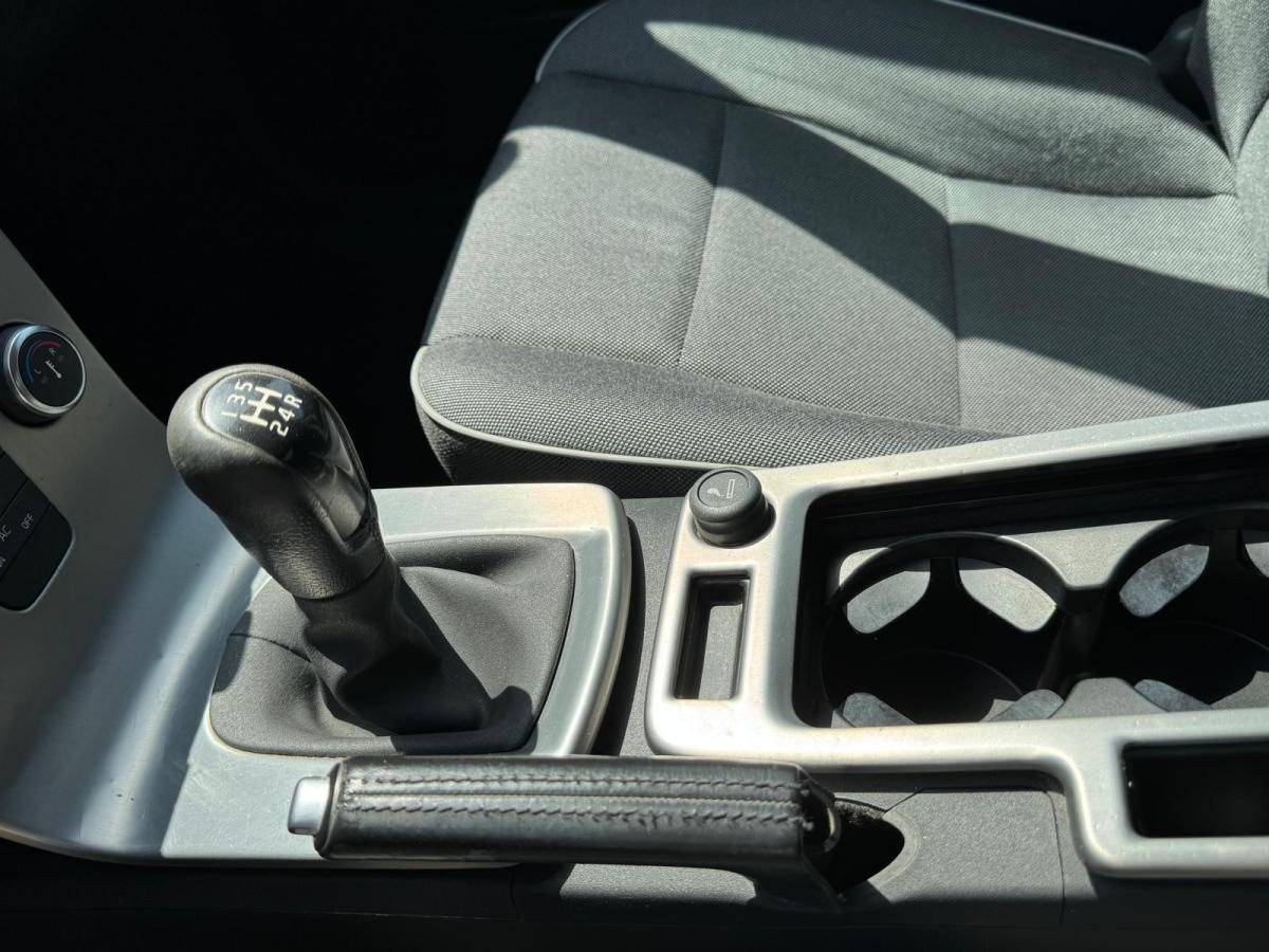volvo-c30-2010-diesel-1560cc