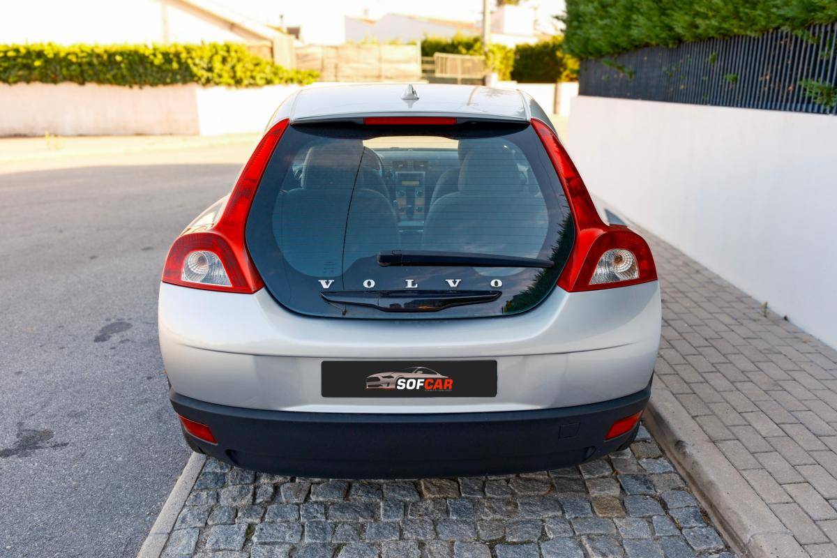 volvo-c30-2010-diesel-1560cc