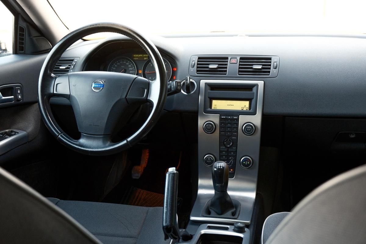 volvo-c30-2010-diesel-1560cc