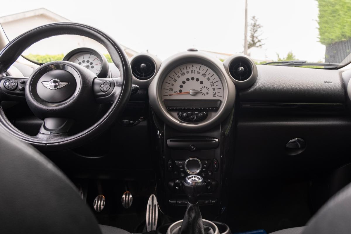 mini-countryman-2011-diesel-1995cc