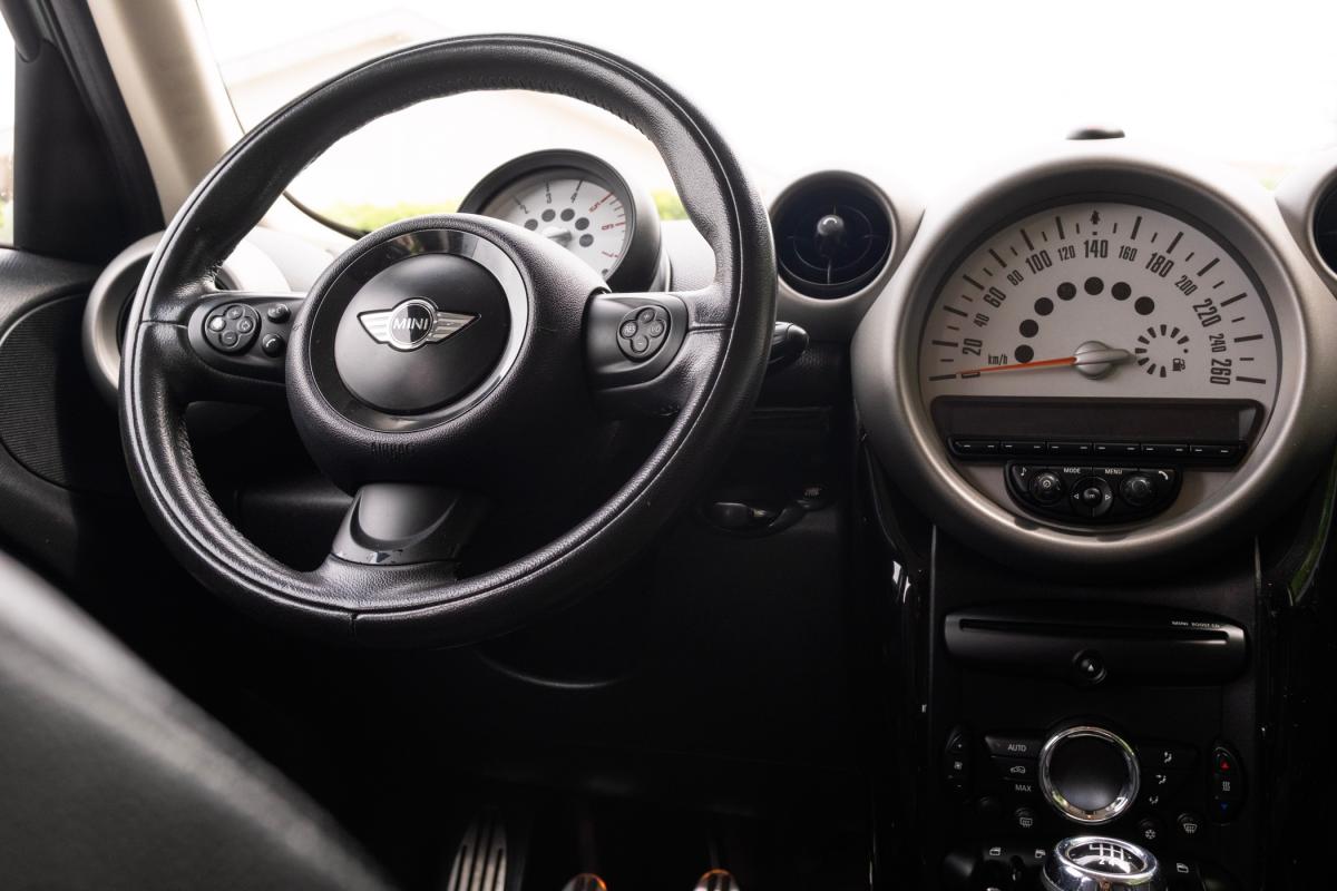 mini-countryman-2011-diesel-1995cc