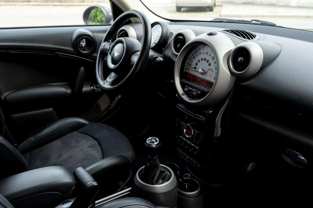 mini-countryman-2011-diesel-1995cc