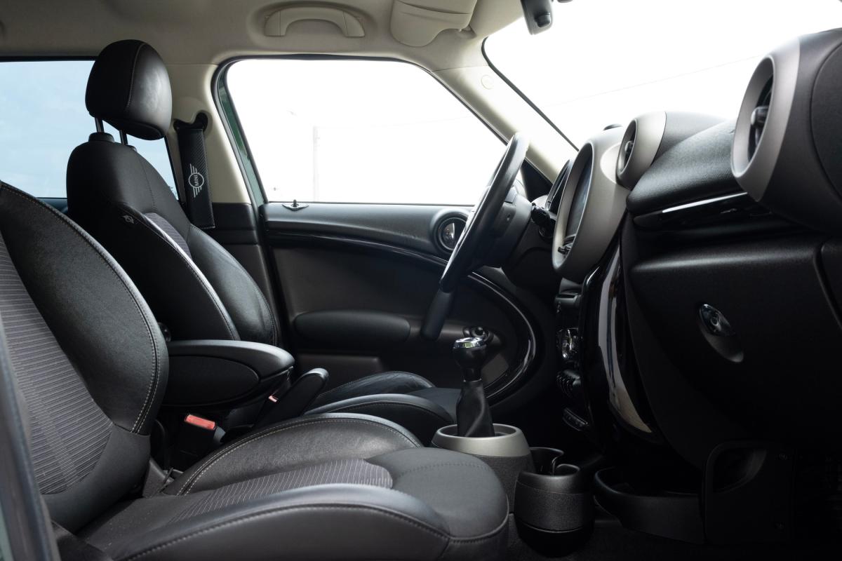 mini-countryman-2011-diesel-1995cc