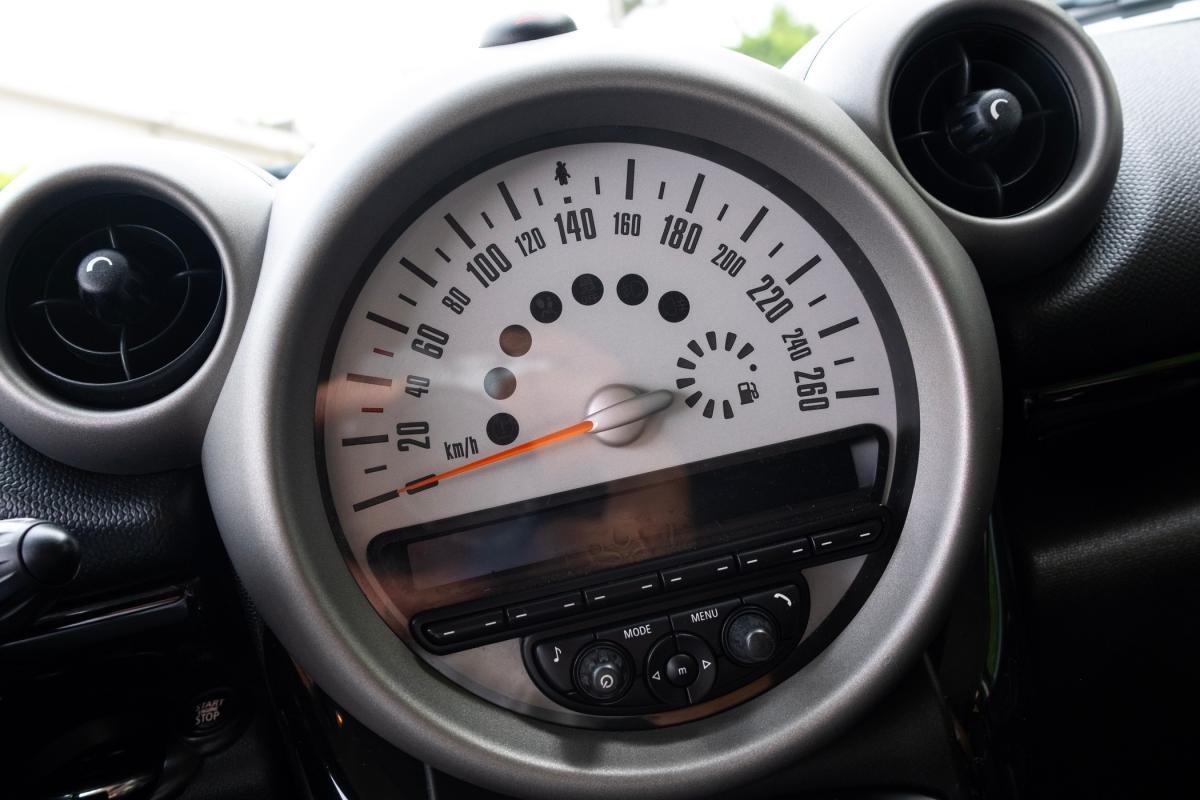 mini-countryman-2011-diesel-1995cc