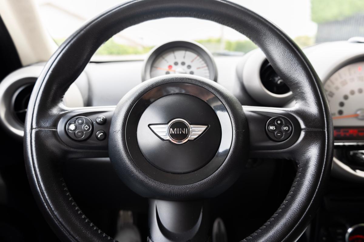 mini-countryman-2011-diesel-1995cc