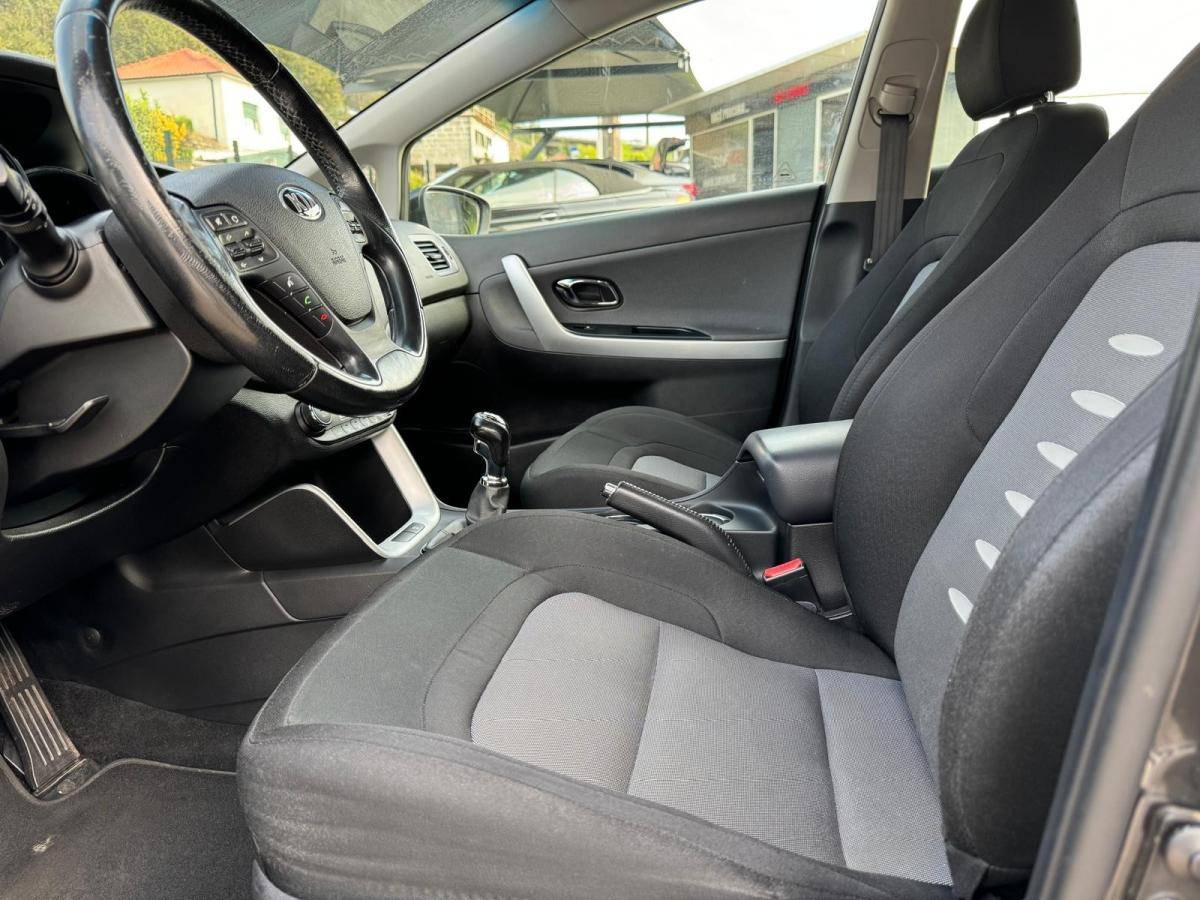 kia-ceed-2014-diesel-1582cc