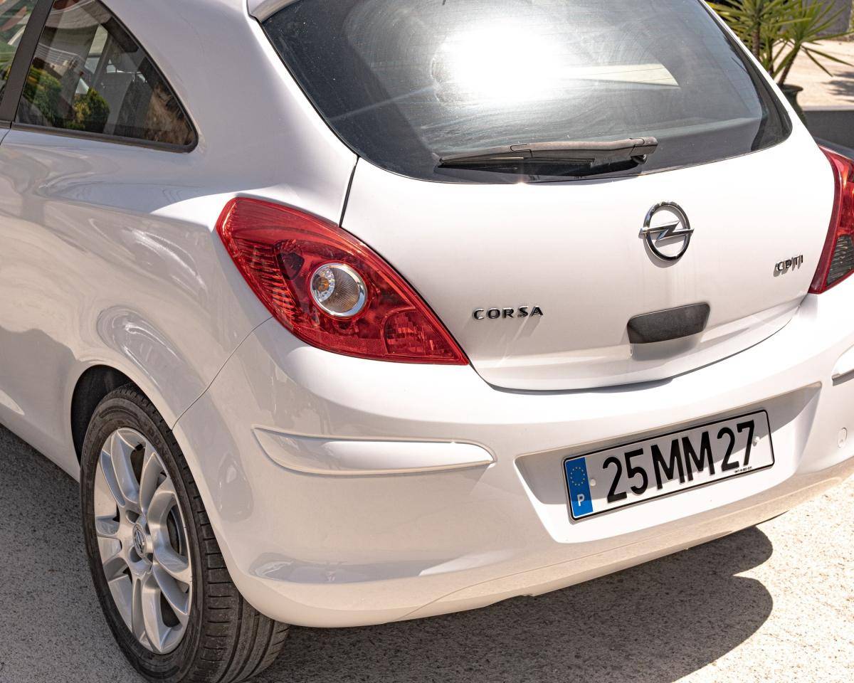 opel-corsa-2011-diesel-1248cc