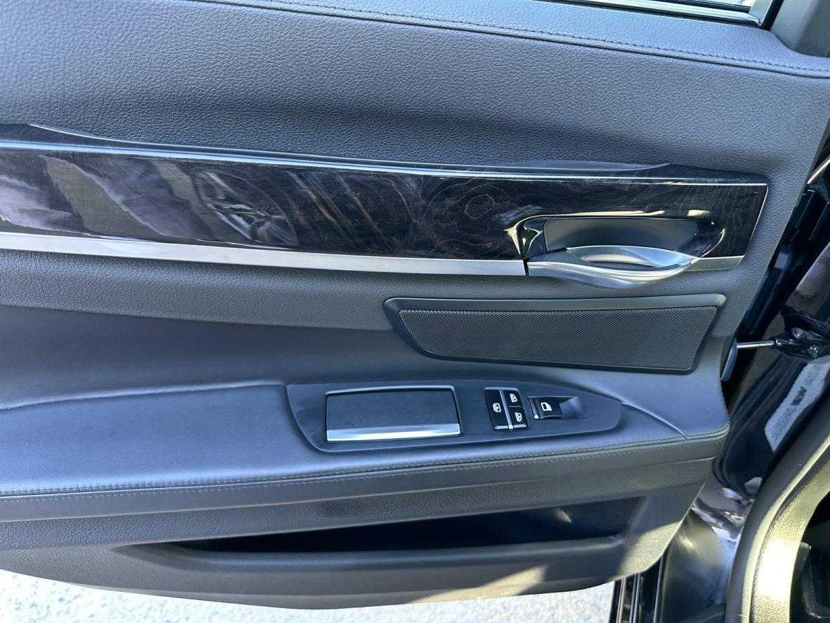 bmw-serie-7-2013-diesel-2993cc