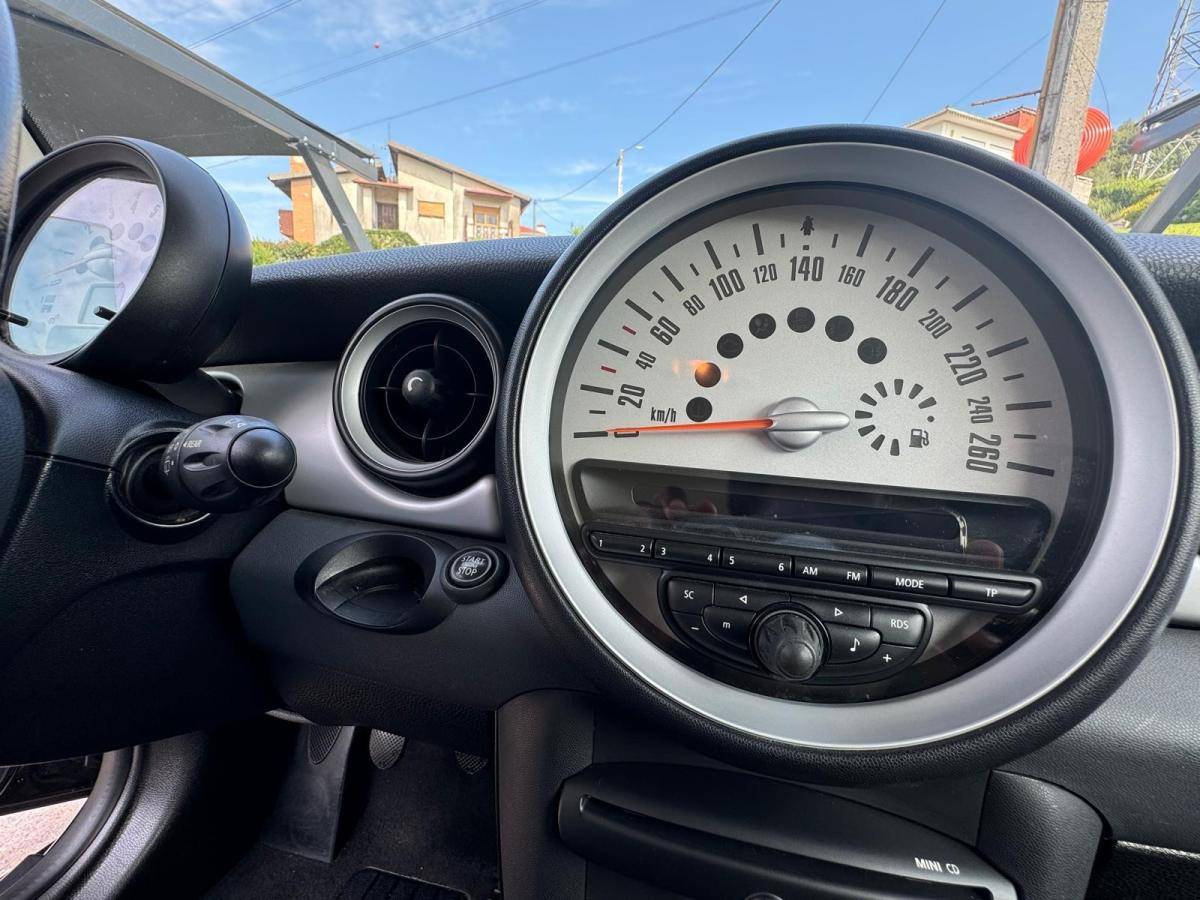 mini-cooper-2010-gasolina-1598cc