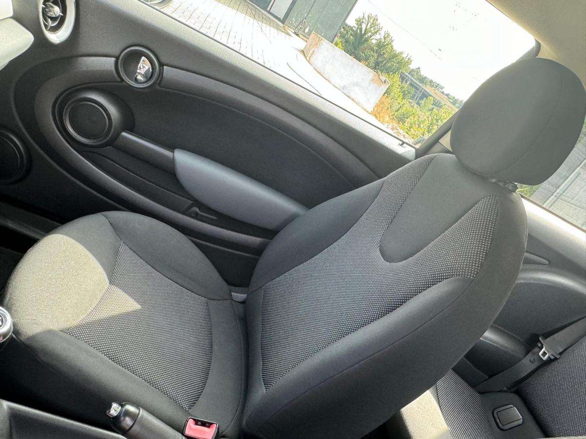mini-cooper-2010-gasolina-1598cc