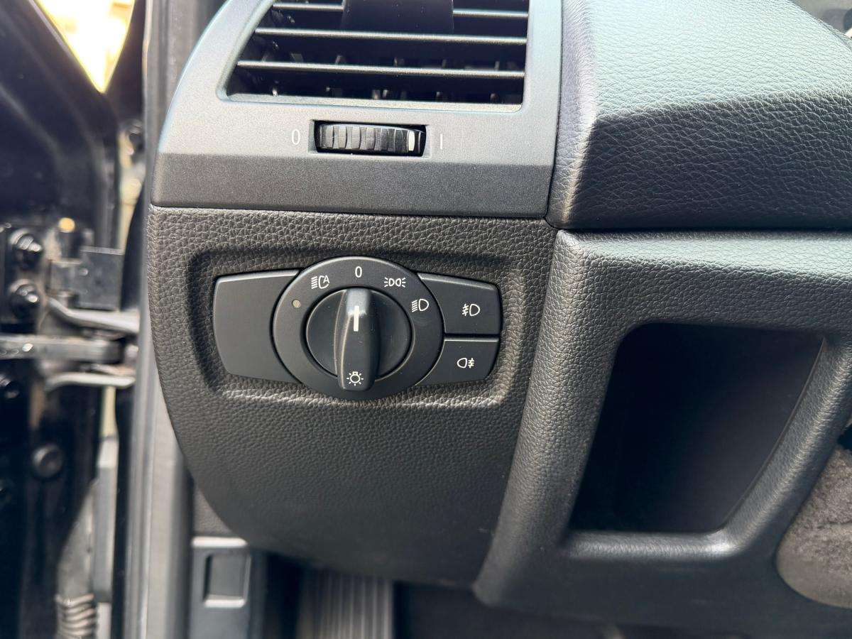 bmw-serie-1-2009-diesel-1995cc