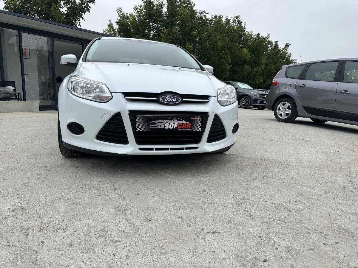 ford-focus-2014-gasolina-998cc