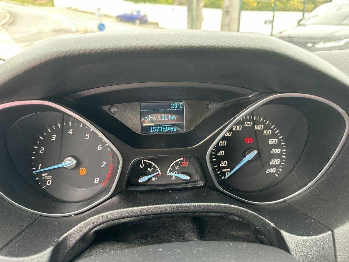 ford-focus-2014-gasolina-998cc