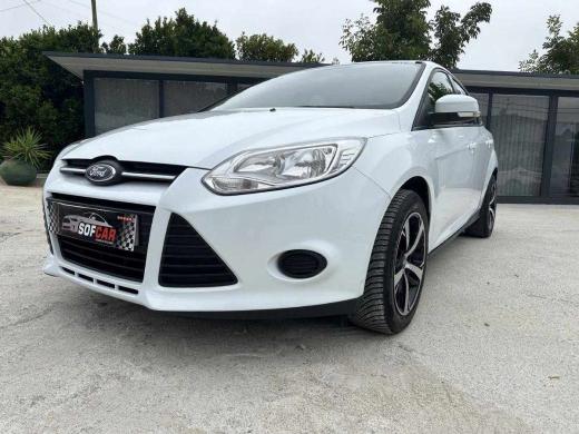 ford-focus-2014-gasolina-998cc