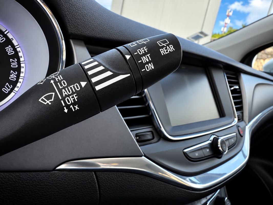 opel-astra-2016-diesel-1598cc