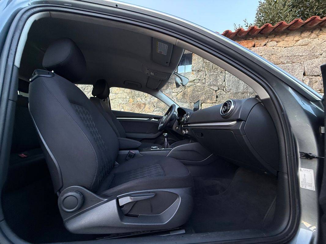 audi-a3-2012-diesel-1598cc