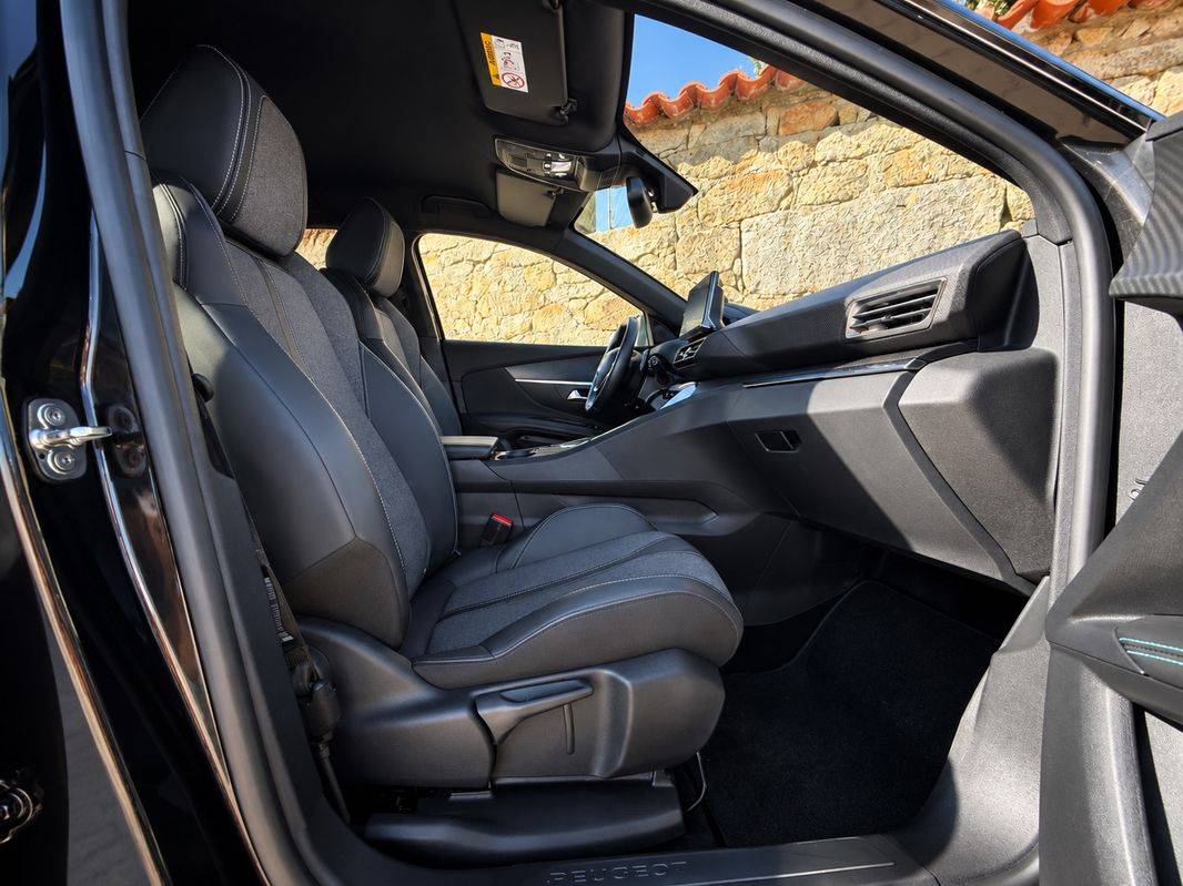 peugeot-3008-2024-hibrido-a-gasolina-1598cc