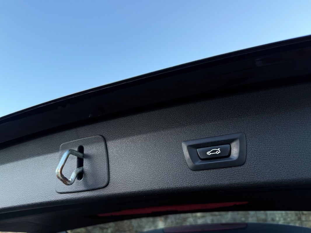 bmw-x1-2019-diesel-1496cc
