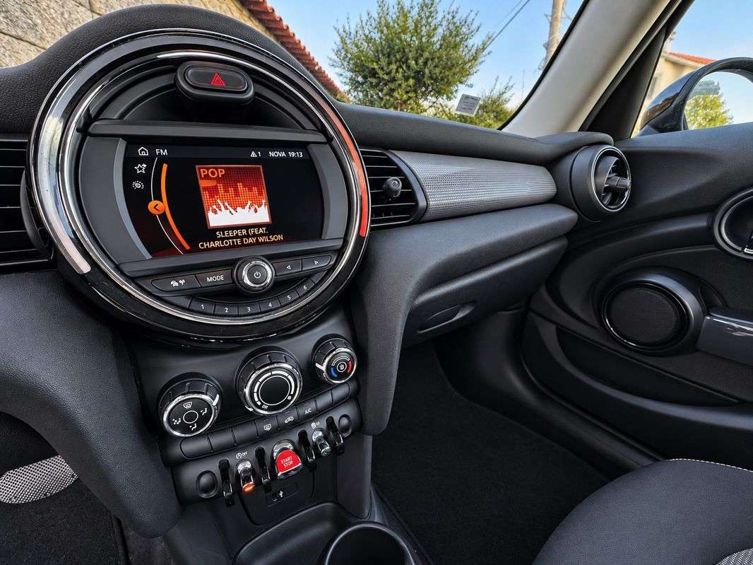 mini-cooper-2019-diesel-1496cc