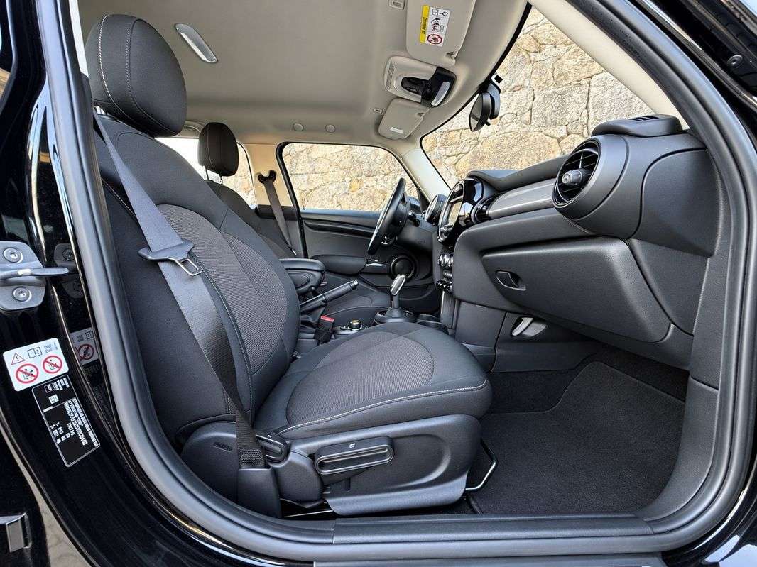 mini-cooper-2019-diesel-1496cc