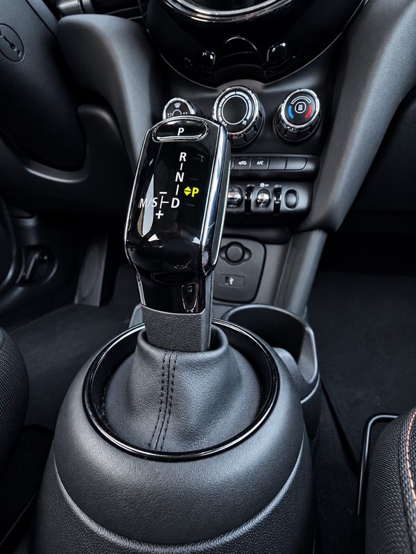 mini-cooper-2019-diesel-1496cc