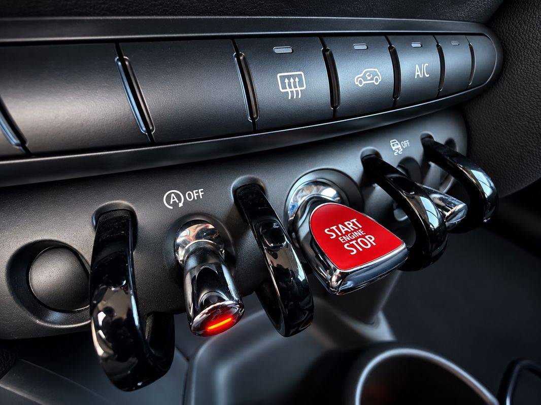 mini-cooper-2019-diesel-1496cc