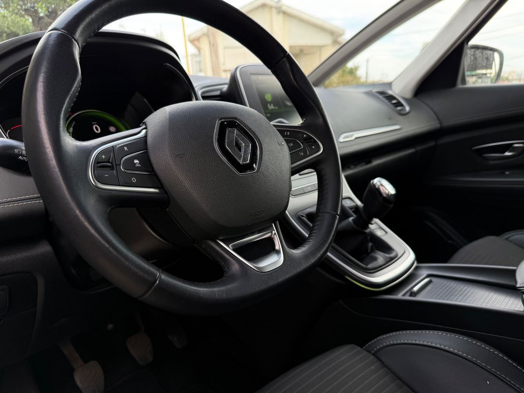renault-grand-scenic-2018-diesel-1461cc
