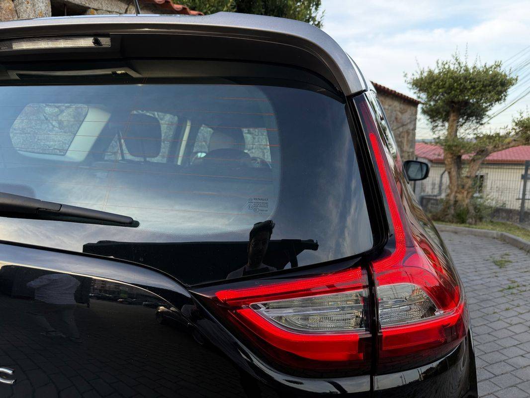 renault-grand-scenic-2018-diesel-1461cc