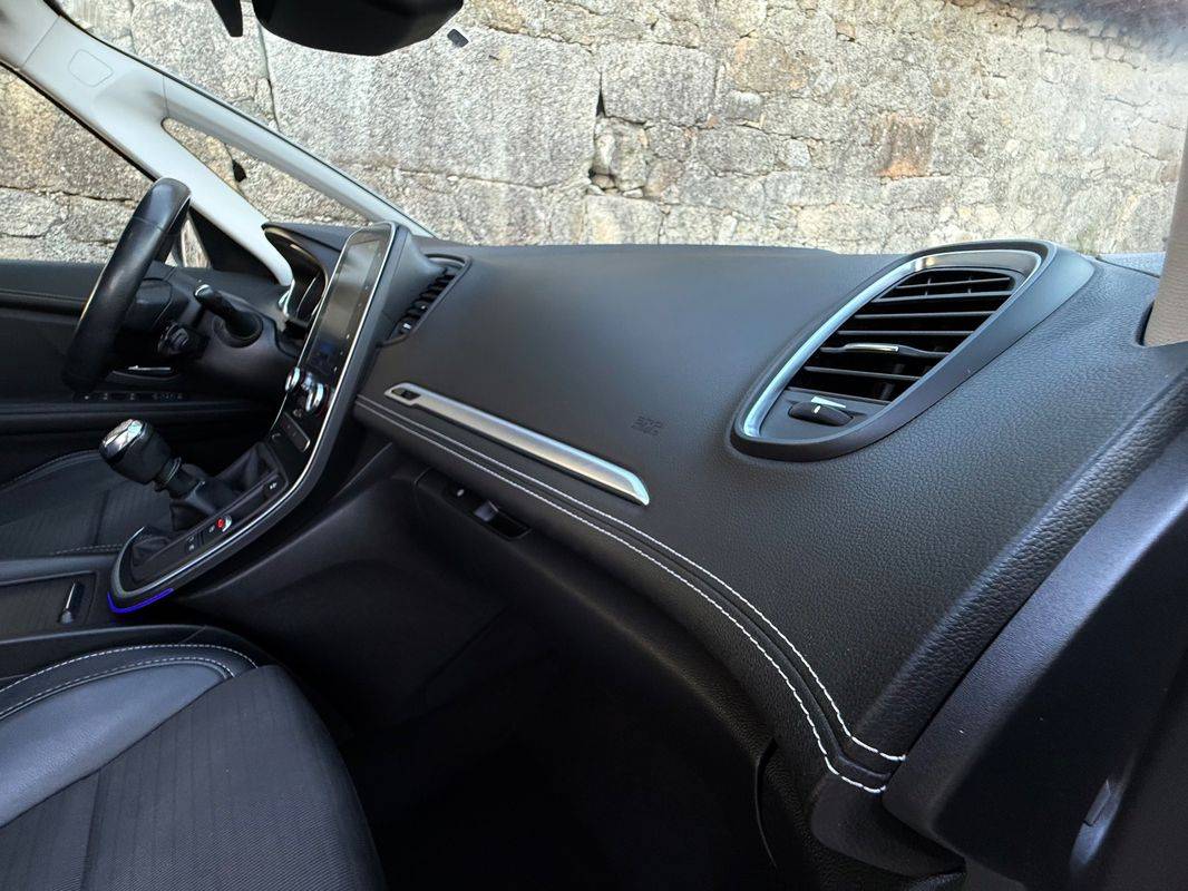 renault-grand-scenic-2018-diesel-1461cc