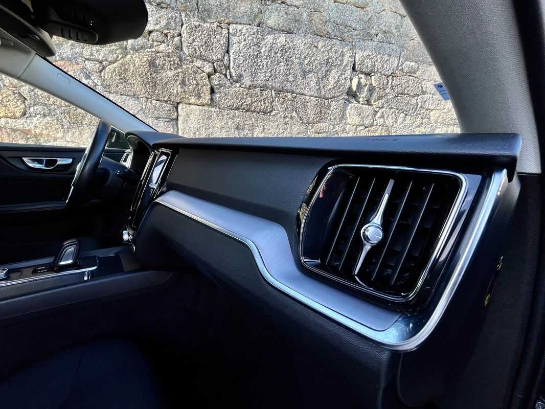 volvo-v60-2020-diesel-1969cc