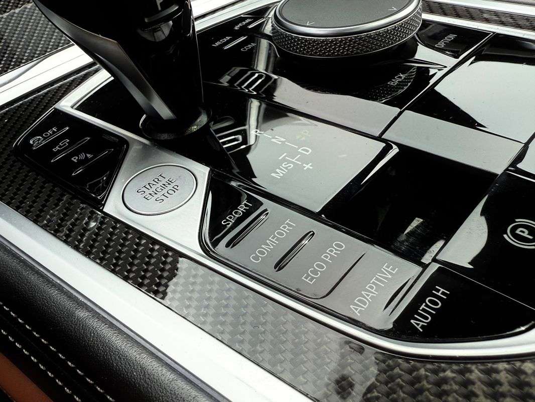 bmw-serie-8-2022-diesel-2993cc