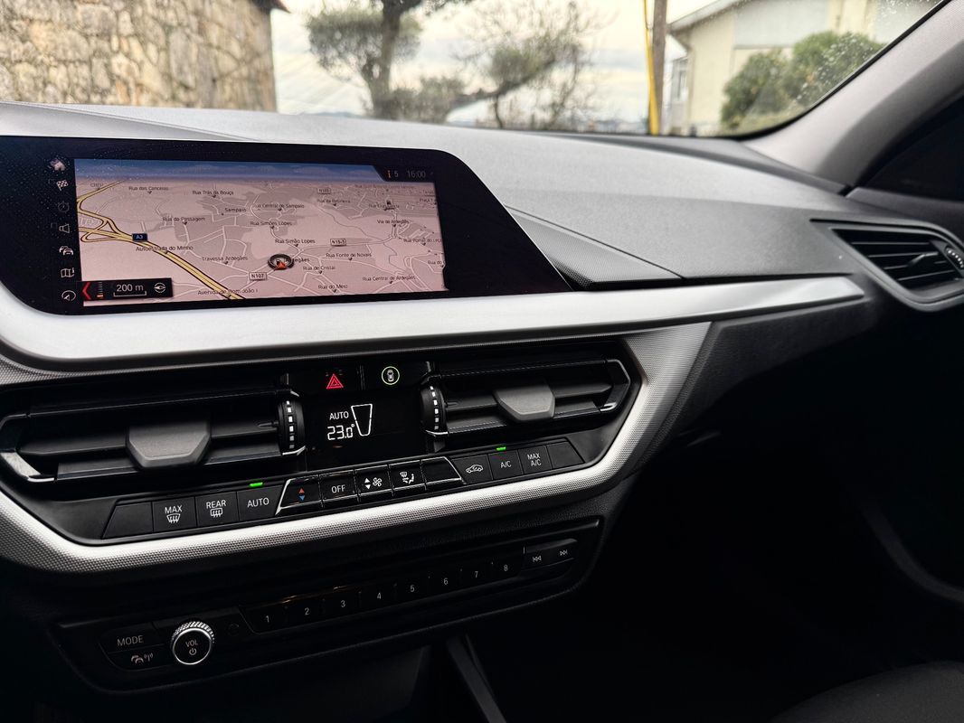 bmw-serie-1-2019-diesel-1496cc