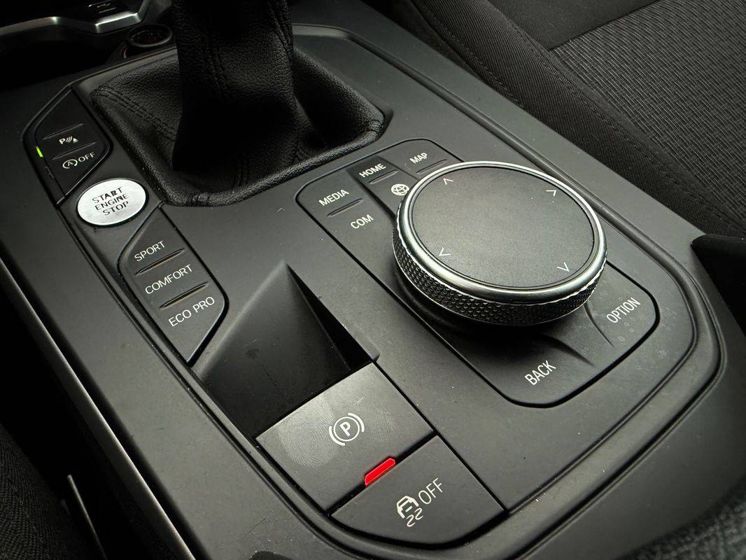 bmw-serie-1-2019-diesel-1496cc