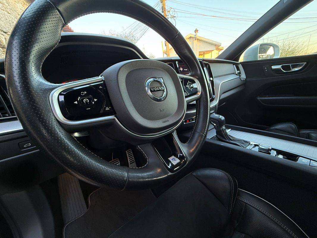 volvo-xc60-2018-diesel-1969cc