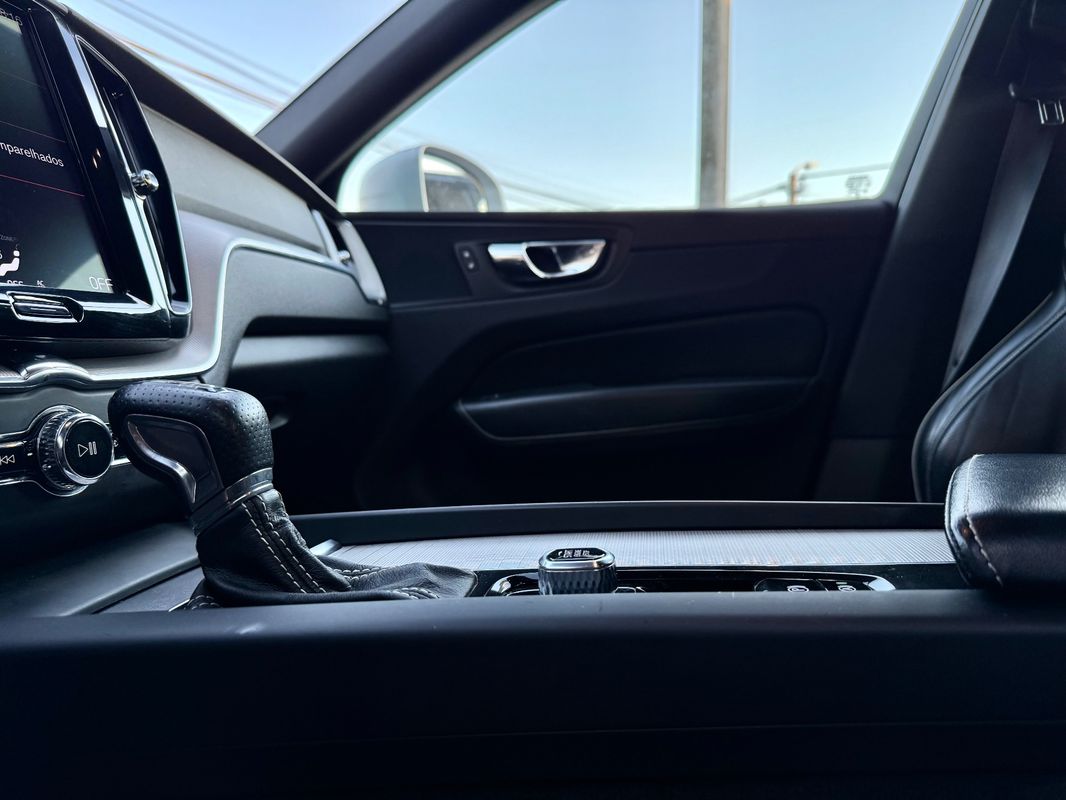 volvo-xc60-2018-diesel-1969cc