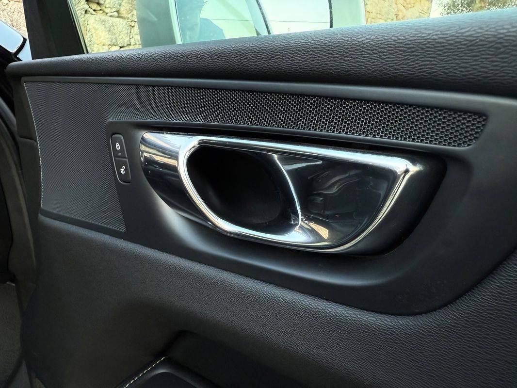 volvo-xc60-2018-diesel-1969cc