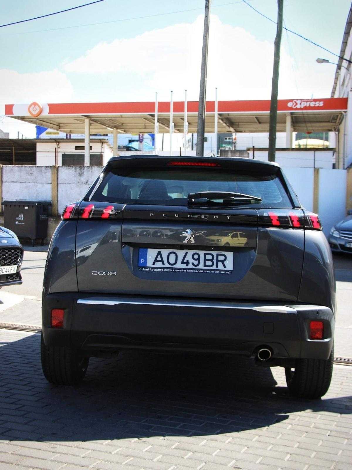 peugeot-2008-2022-diesel-1499cc
