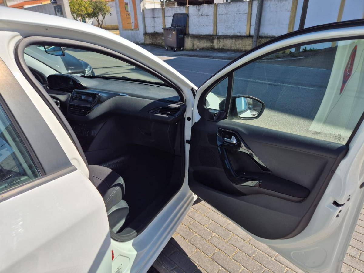 peugeot-208-2013-diesel-1398cc