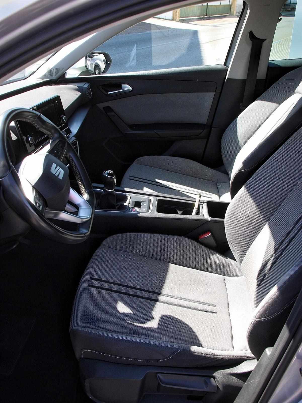 seat-leon-2022-gasolina-999cc