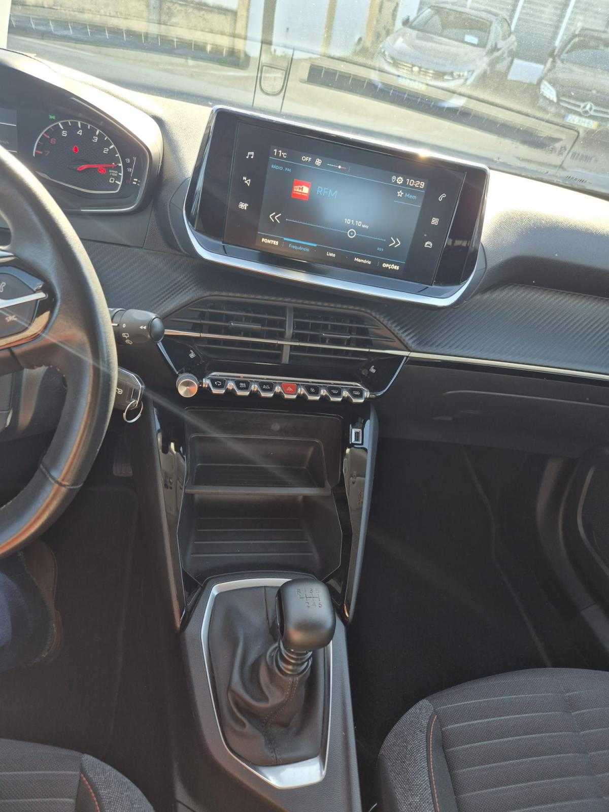 peugeot-2008-2020-gasolina-1199cc