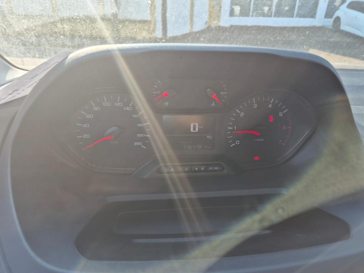 peugeot-partner-2019-diesel-1499cc