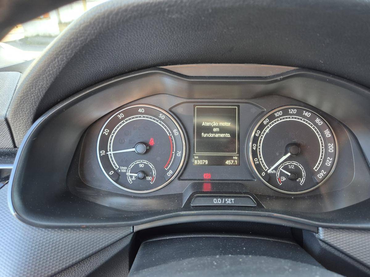 skoda-kamiq-2022-gasolina-999cc