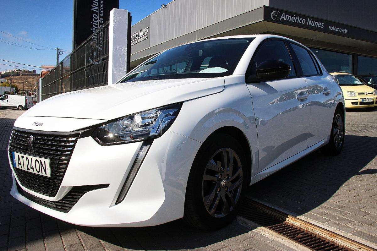 peugeot-208-2022-gasolina-1199cc