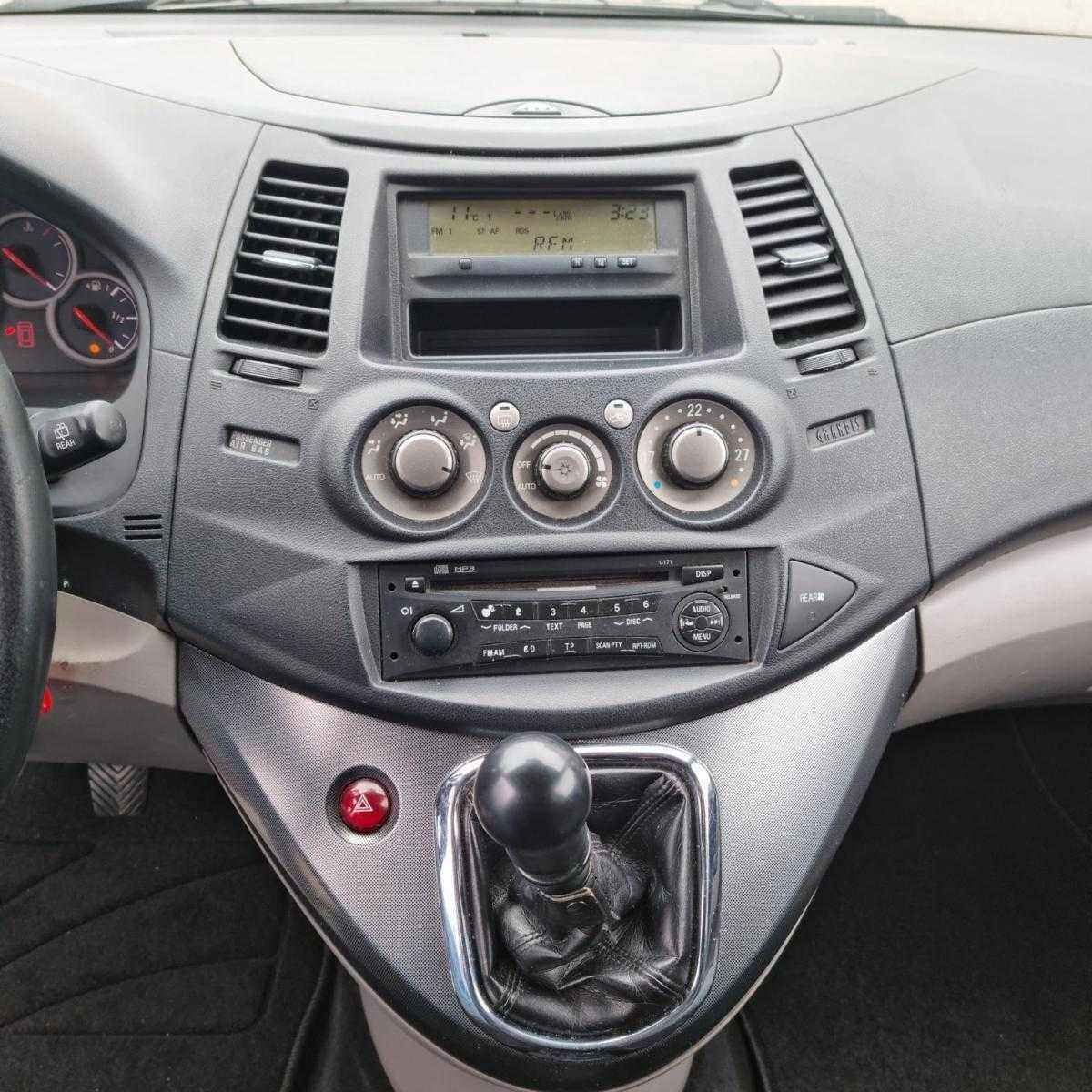 mitsubishi-grandis-2007-diesel-1968cc