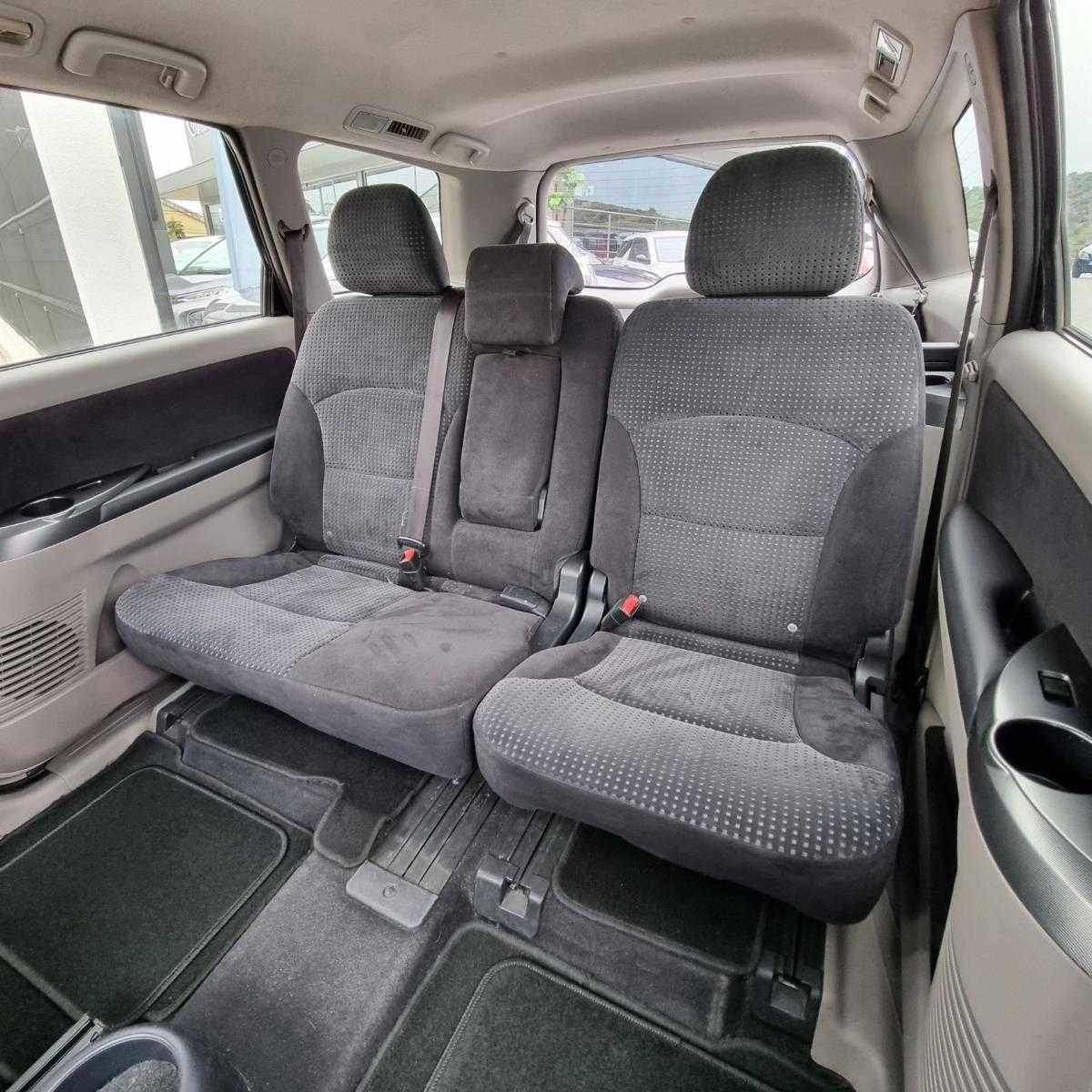 mitsubishi-grandis-2007-diesel-1968cc